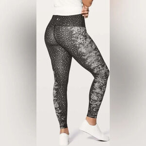 Lululemon Wunder Under High Rise Tight Overlace Gray & Black Size 8